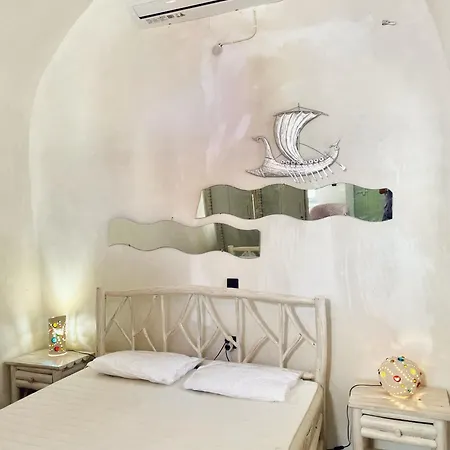 Argonaut House *
